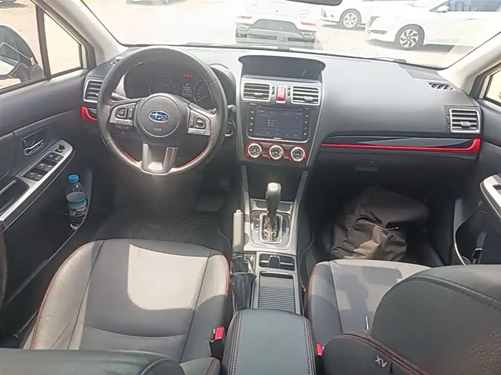 Subaru XV 2017 2.0i Special Edition фото 10