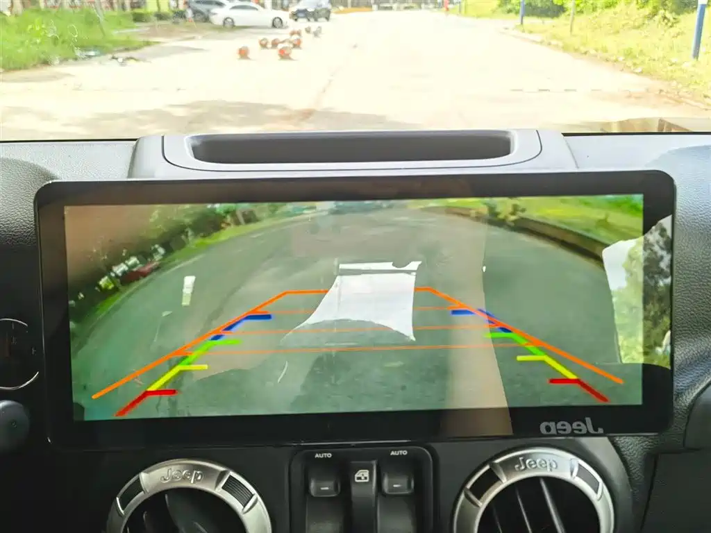 Jeep Wrangler 2011 2011 3.8L Rubicon 2-Door