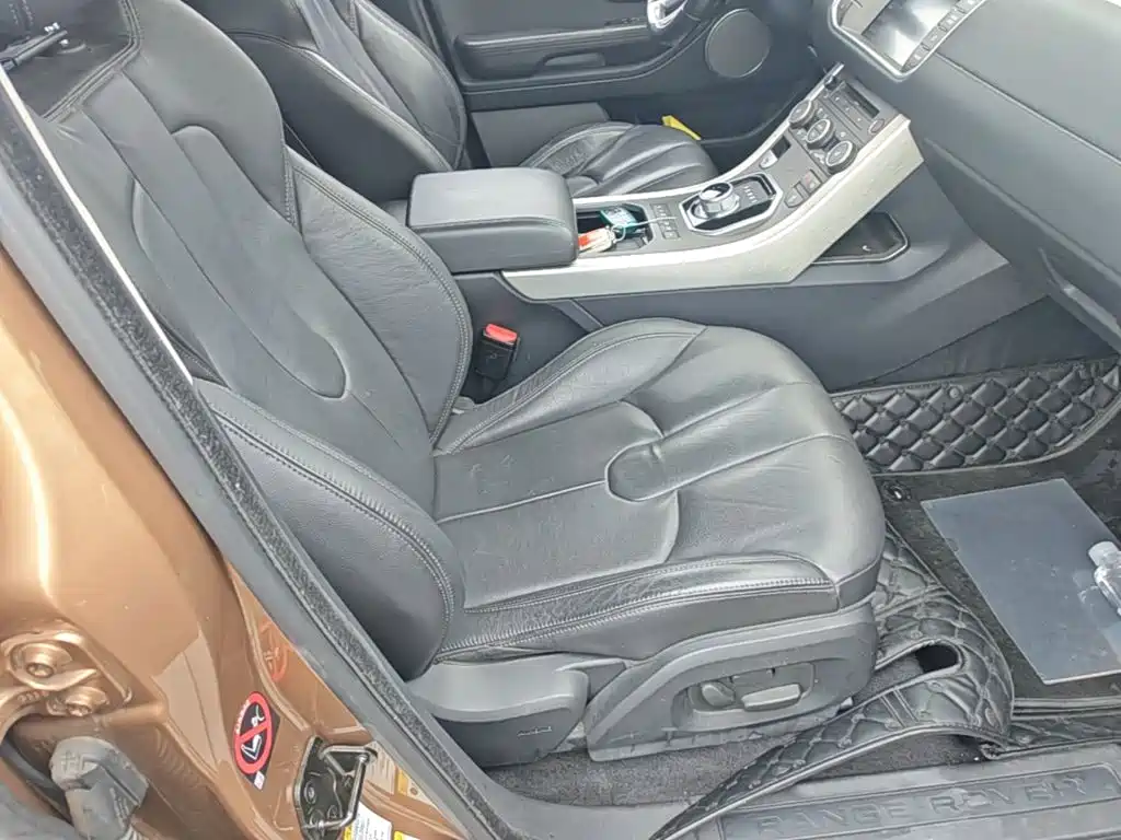 Photo 25 - Land Rover Range Rover Evoque