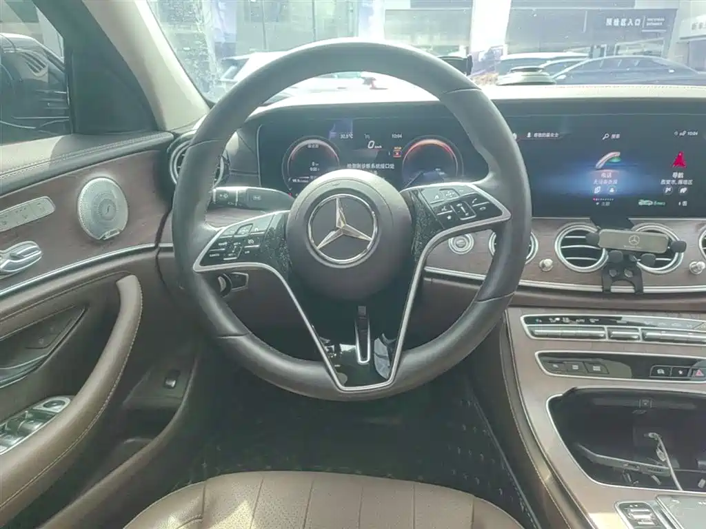 Mercedes-Benz E-Class 2023 E 300 L Luxury фото 17