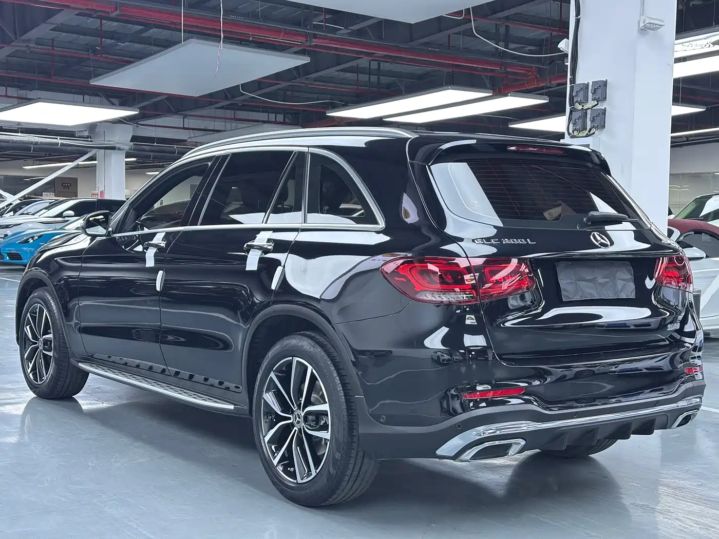 MERCEDES-BENZ GLC