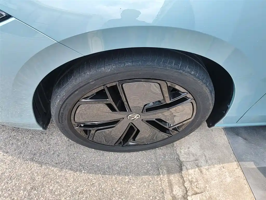 Volkswagen Passat 2025 Model Pro 380TSI Starlight Dragon Premium Edition фото 25