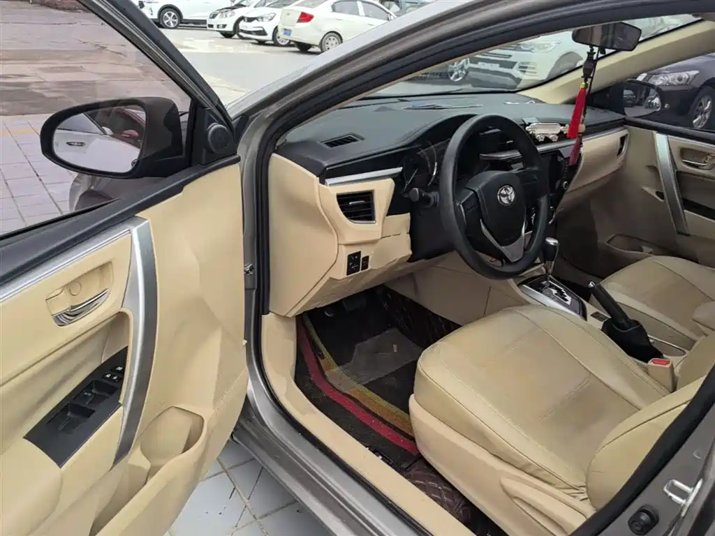 Toyota Corolla 2017 1.2T CVT GL фото 12