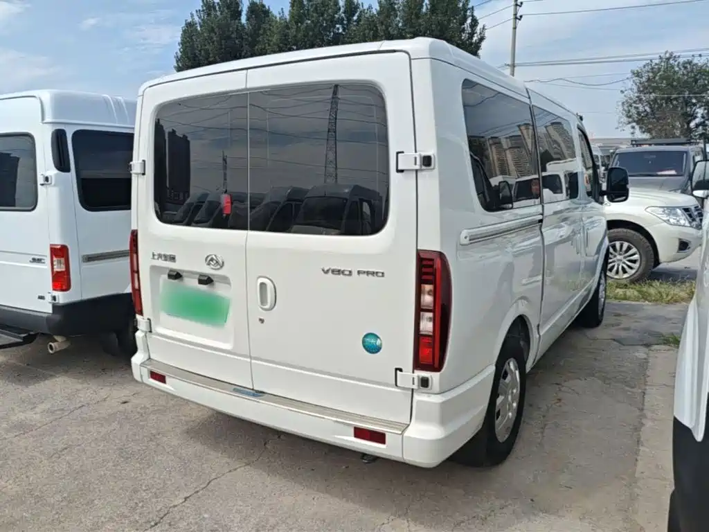 SAIC Maxus Xintu V80 2025 2025 PRO Pride Transport 2.0T Manual Short Wheelbase Ultra-low Roof 7/8/9 Seats