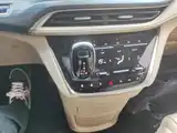 Фото 14 - Buick GL8