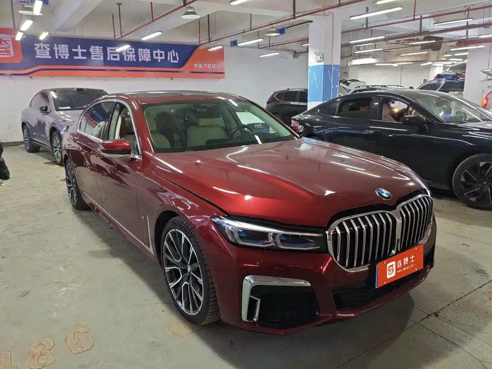 BMW 7 Series 2021 Model 740Li xDrive Executive M Sport Package фото 2