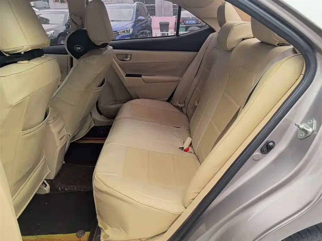 Toyota Corolla 2017 1.2T CVT GL фото 13