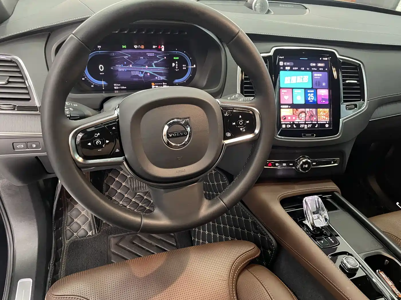 Volvo XC90 Plug-in Hybrid 2023 2024 T8 Premium Luxury 7-Seater