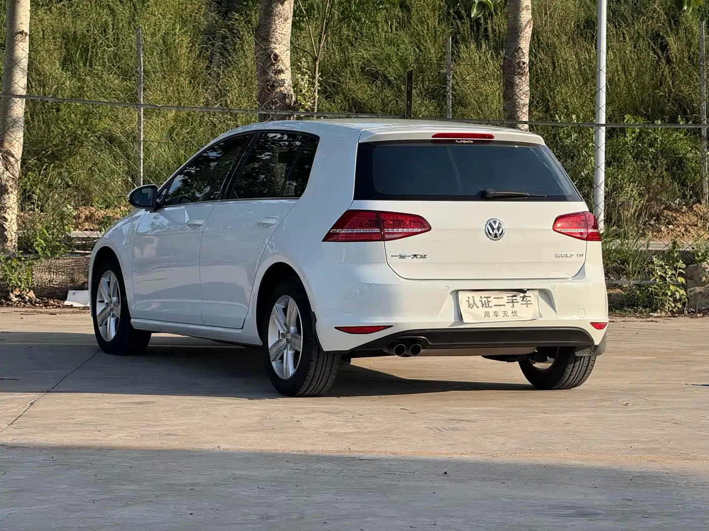 Volkswagen Golf 2014 1.4TSI Automatic Luxury фото 3