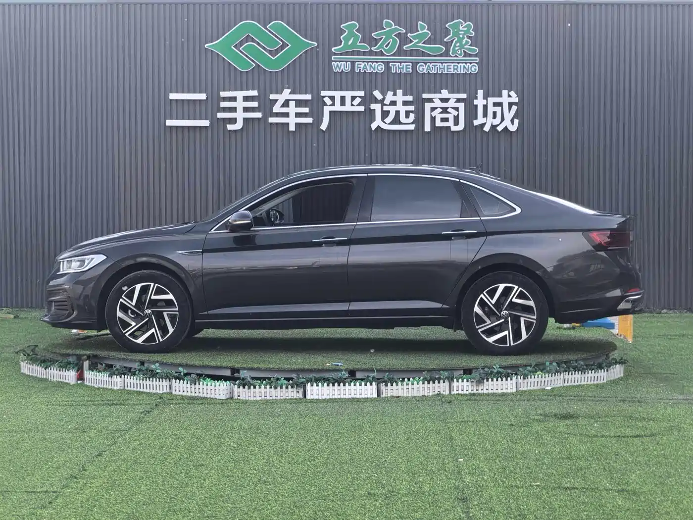 Volkswagen Sagitar 2023 300TSI DSG Surpassing Edition фото 20