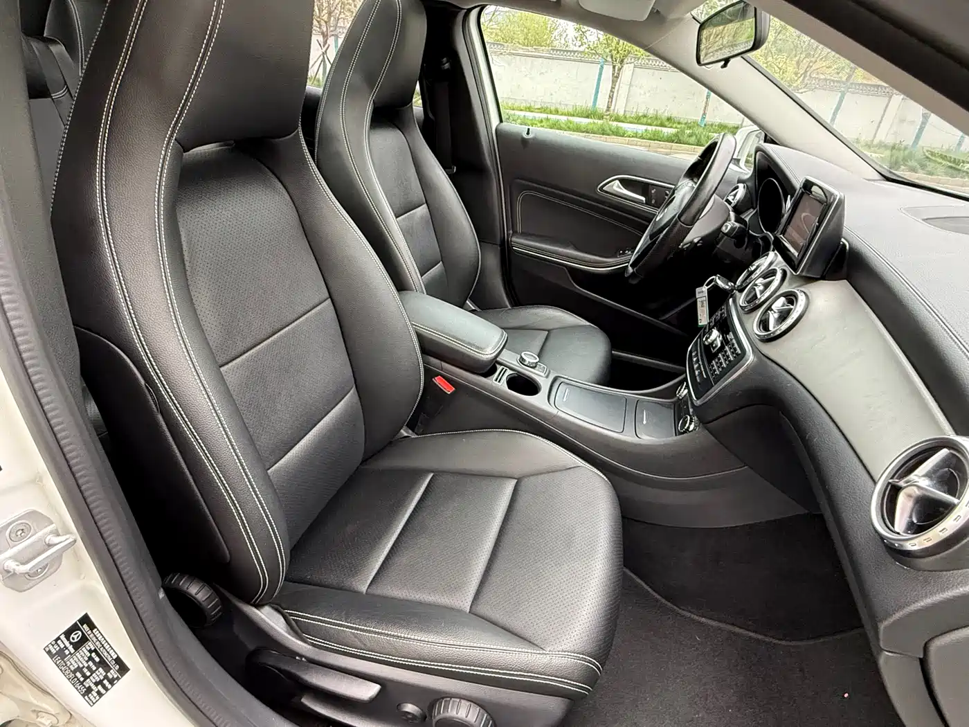 Mercedes-Benz GLA 2015 2015 GLA 200 Fashion