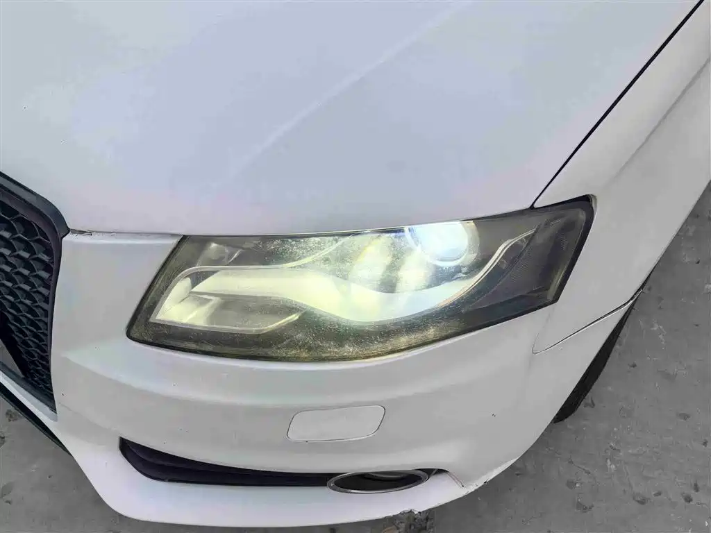 Audi A4L 2012 2.0 TFSI Auto Comfort фото 11