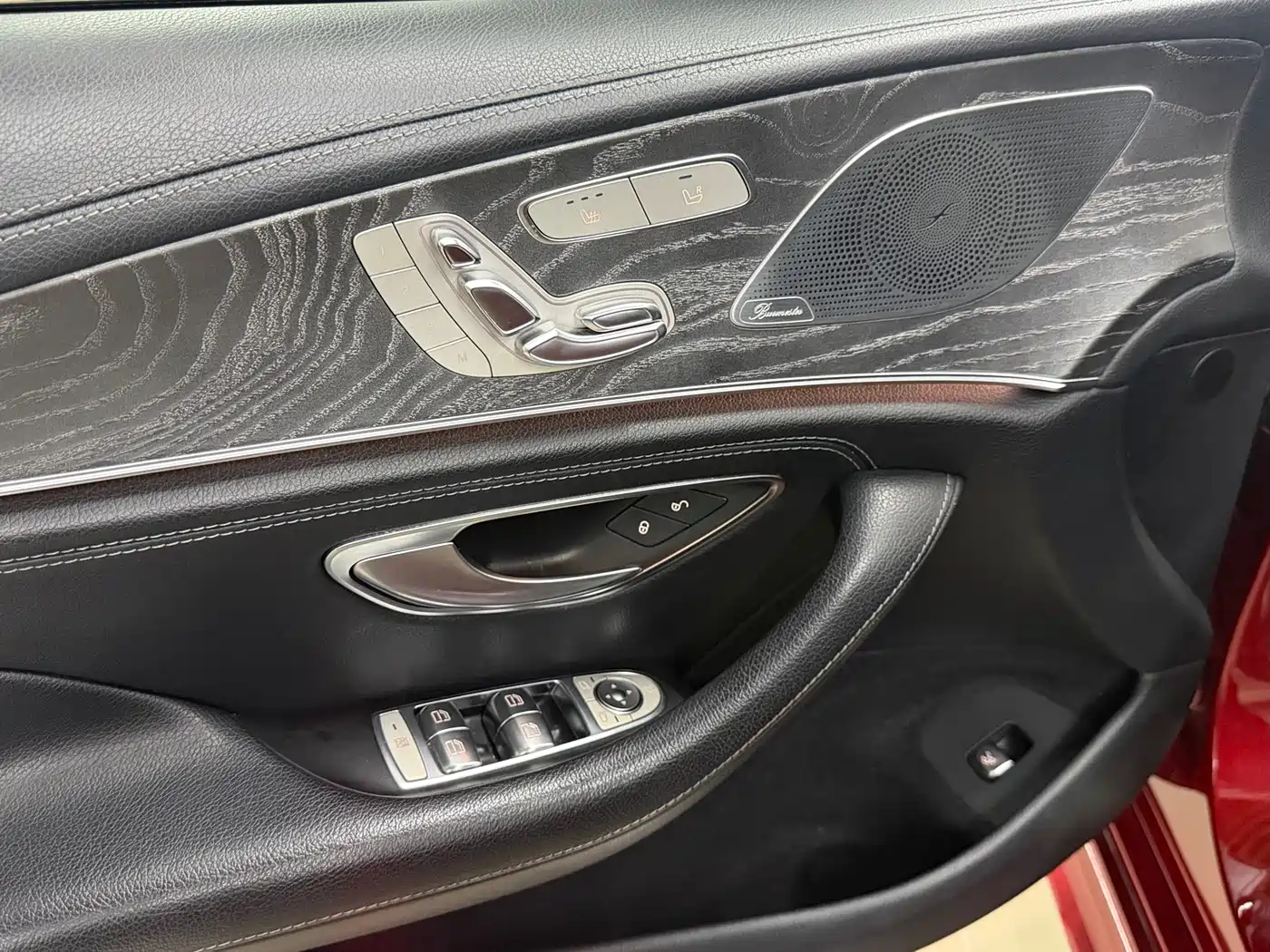 Mercedes-Benz CLS 2018 CLS 300 Luxury фото 8
