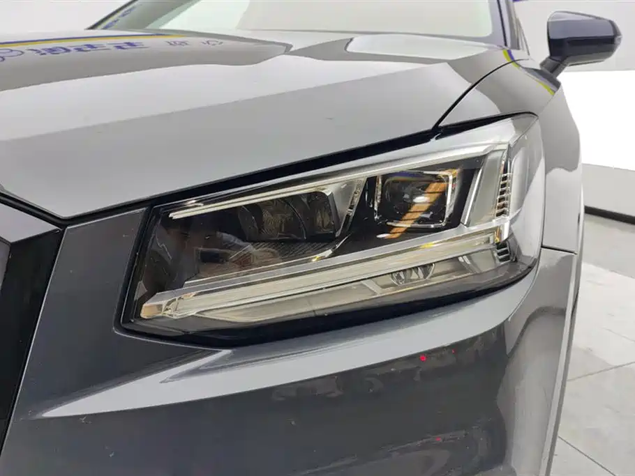 Audi Q2L 2018 35 TFSI Launch Exclusive Edition China VI фото 5