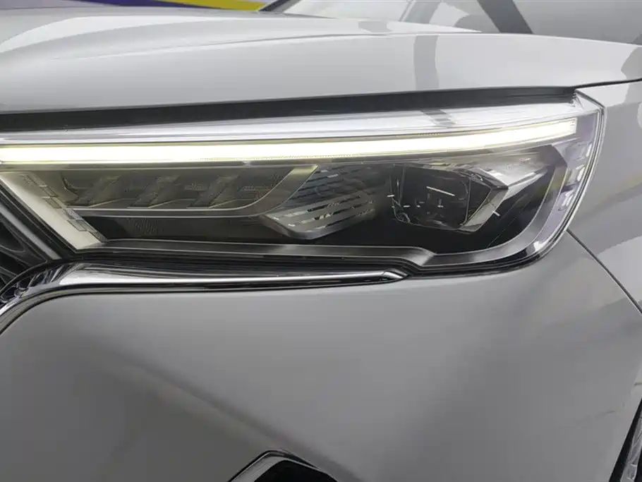 Haval M6 2021 PLUS 1.5T DCT Elite Smart Connect фото 5