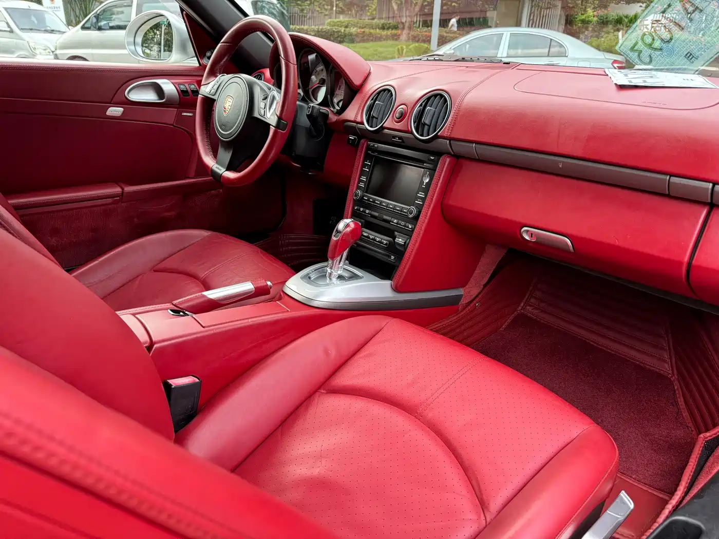 Photo 8 - Porsche Boxster