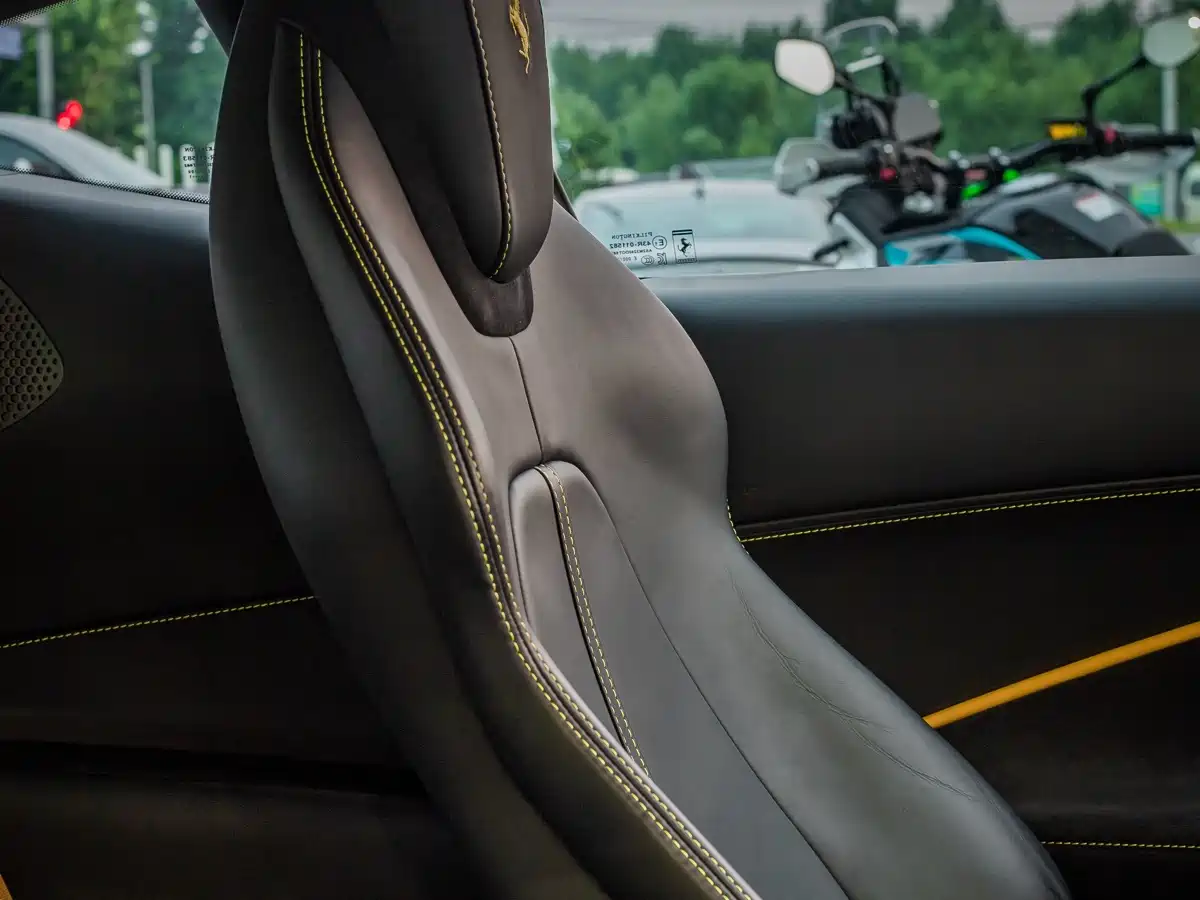 Ferrari Roma 2023 2020 3.9T V8