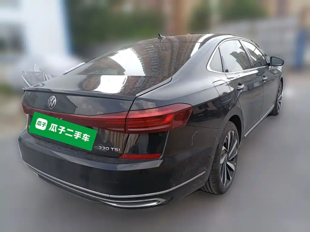 صورة 4 - Volkswagen Passat