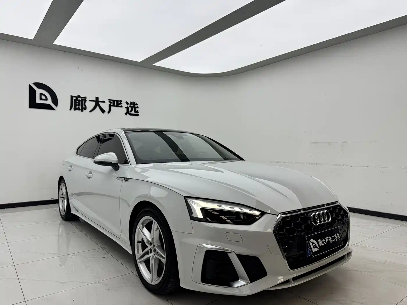 Audi A5 (Import) 2023 Sportback 40 TFSI Fashion Dynamic фото 2