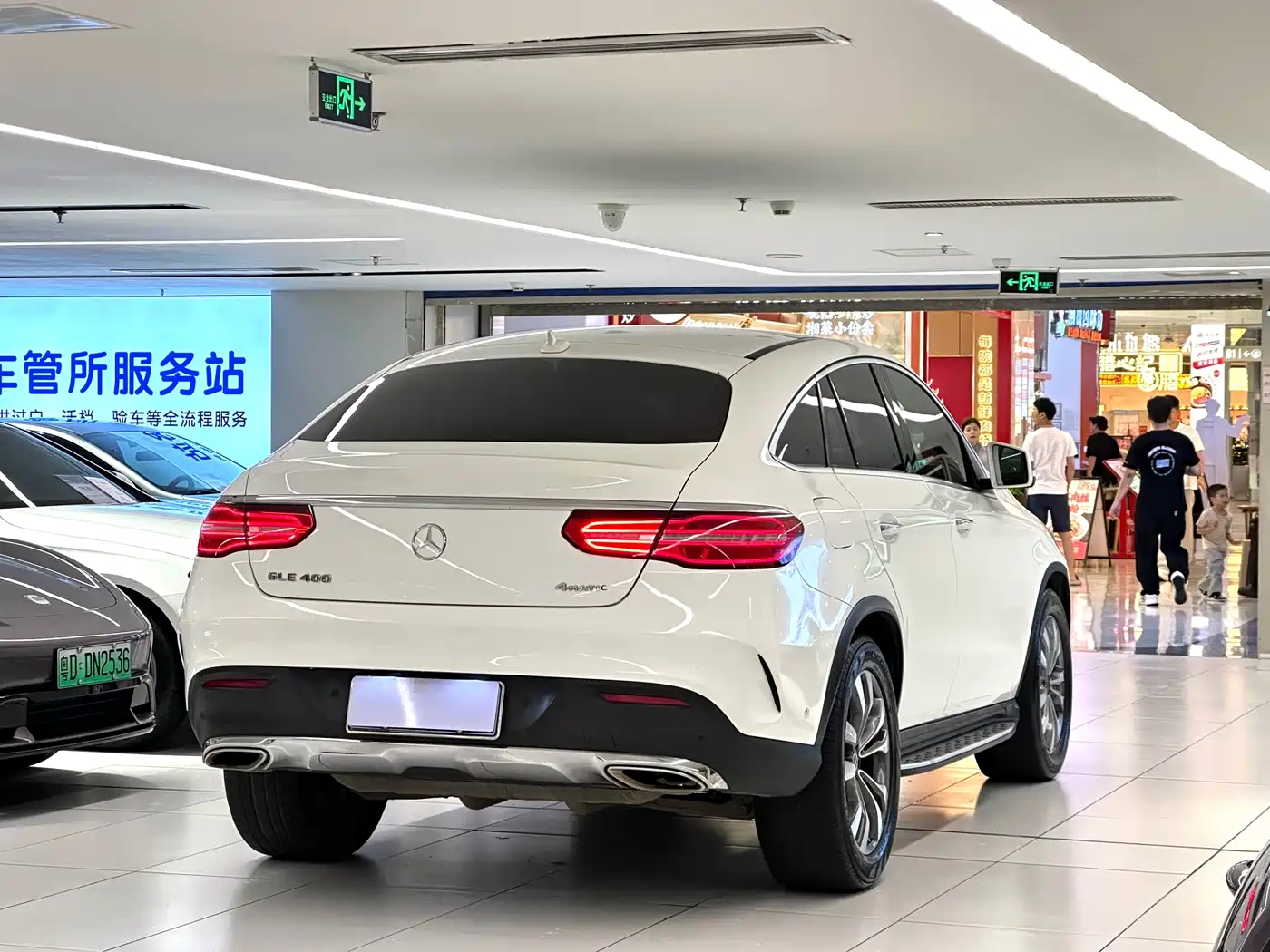 Mercedes-Benz GLE Coupe 2018 GLE 400 4MATIC Coupe SUV фото 7