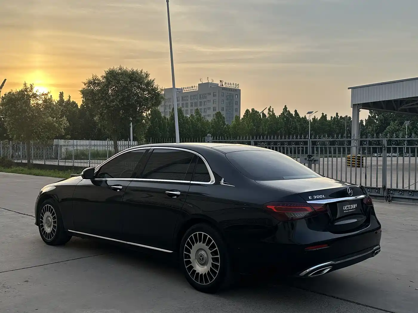 Mercedes-Benz E-Class 2021 Facelift E 300 L Sport Luxury фото 4