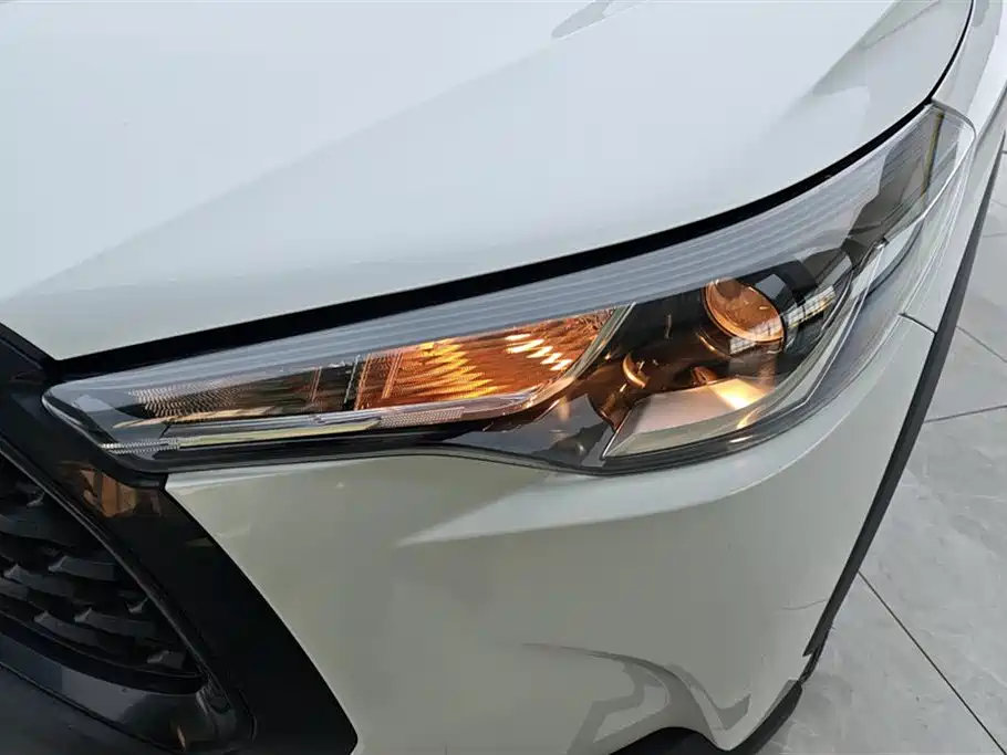 Toyota Corolla Cross 2022 2.0L Elite Edition фото 5