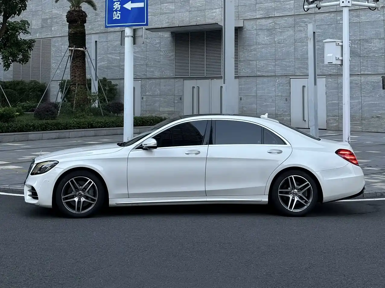 Mercedes-Benz S-Class 2018 S 450 L 4MATIC фото 3
