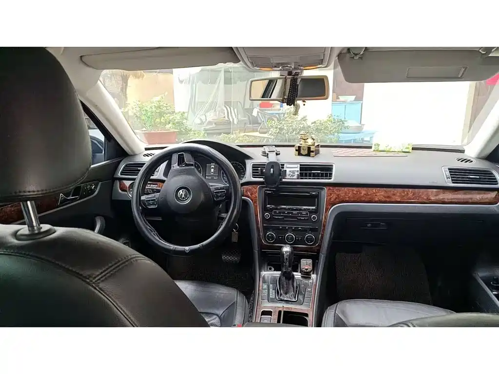 Фото 5 - Volkswagen Passat