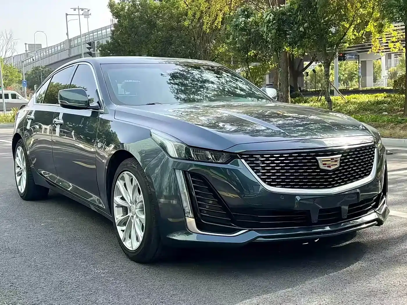 Cadillac CT5 2022 28T Fashion Edition фото 3