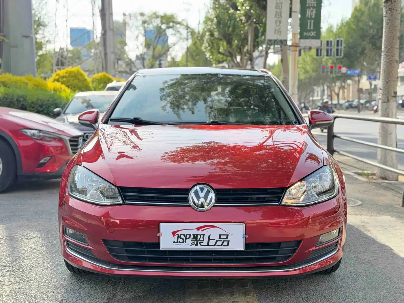 Volkswagen Golf 2015 1.6L Automatic Comfort фото 2