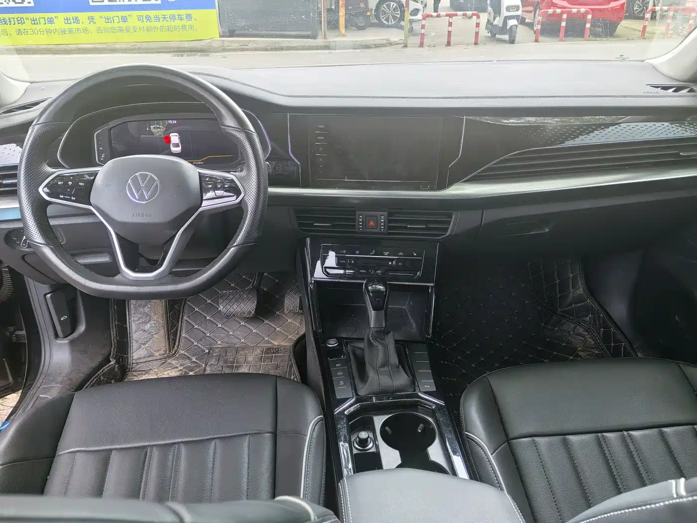 Volkswagen Passat 2023 330TSI Elite Edition фото 8