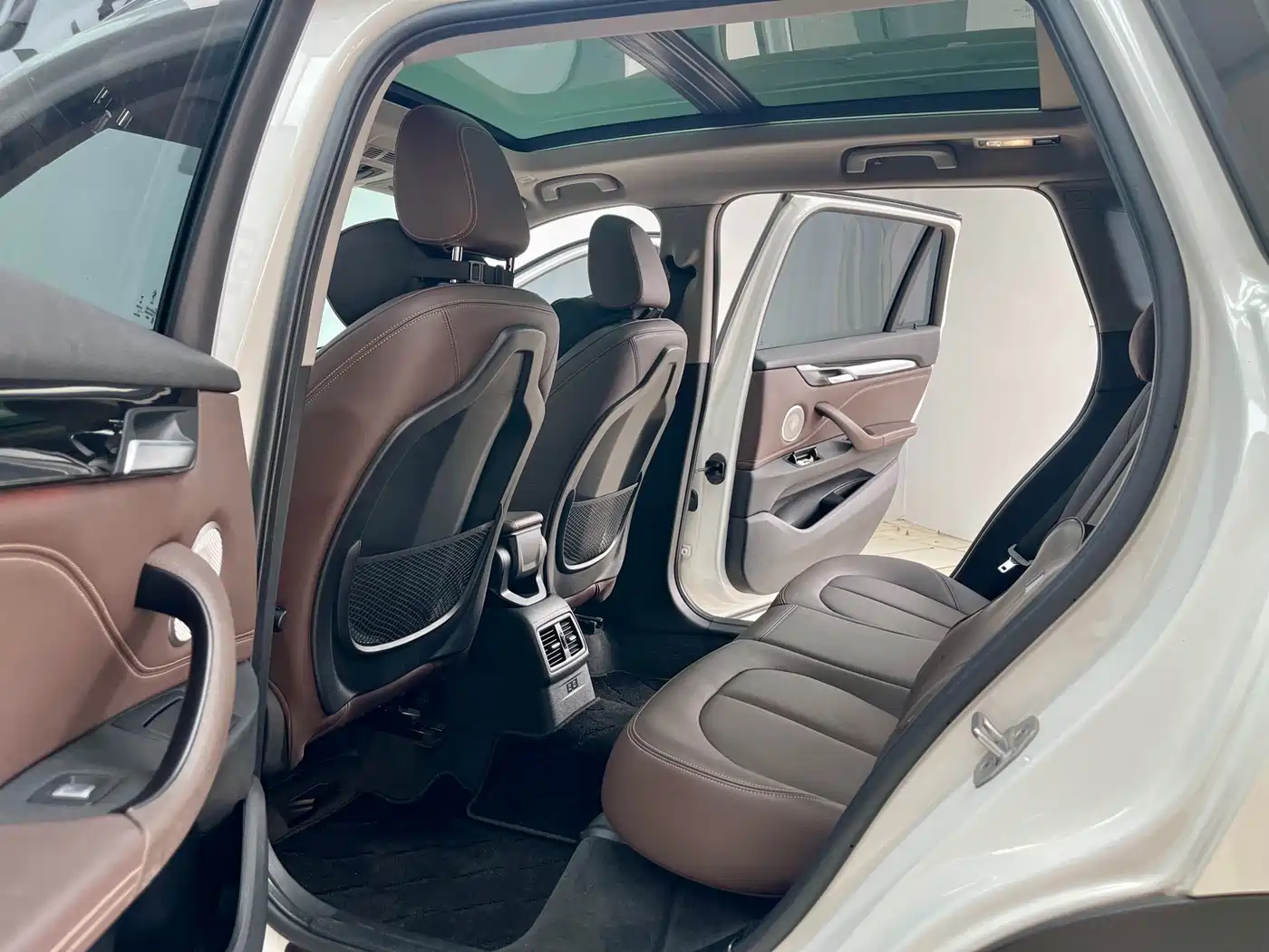 BMW X1 2021 sDrive25Li Leading фото 5