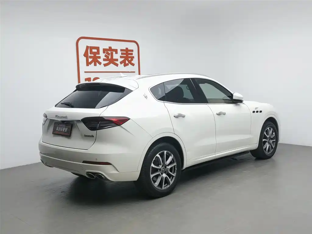 MASERATI LEVANTE