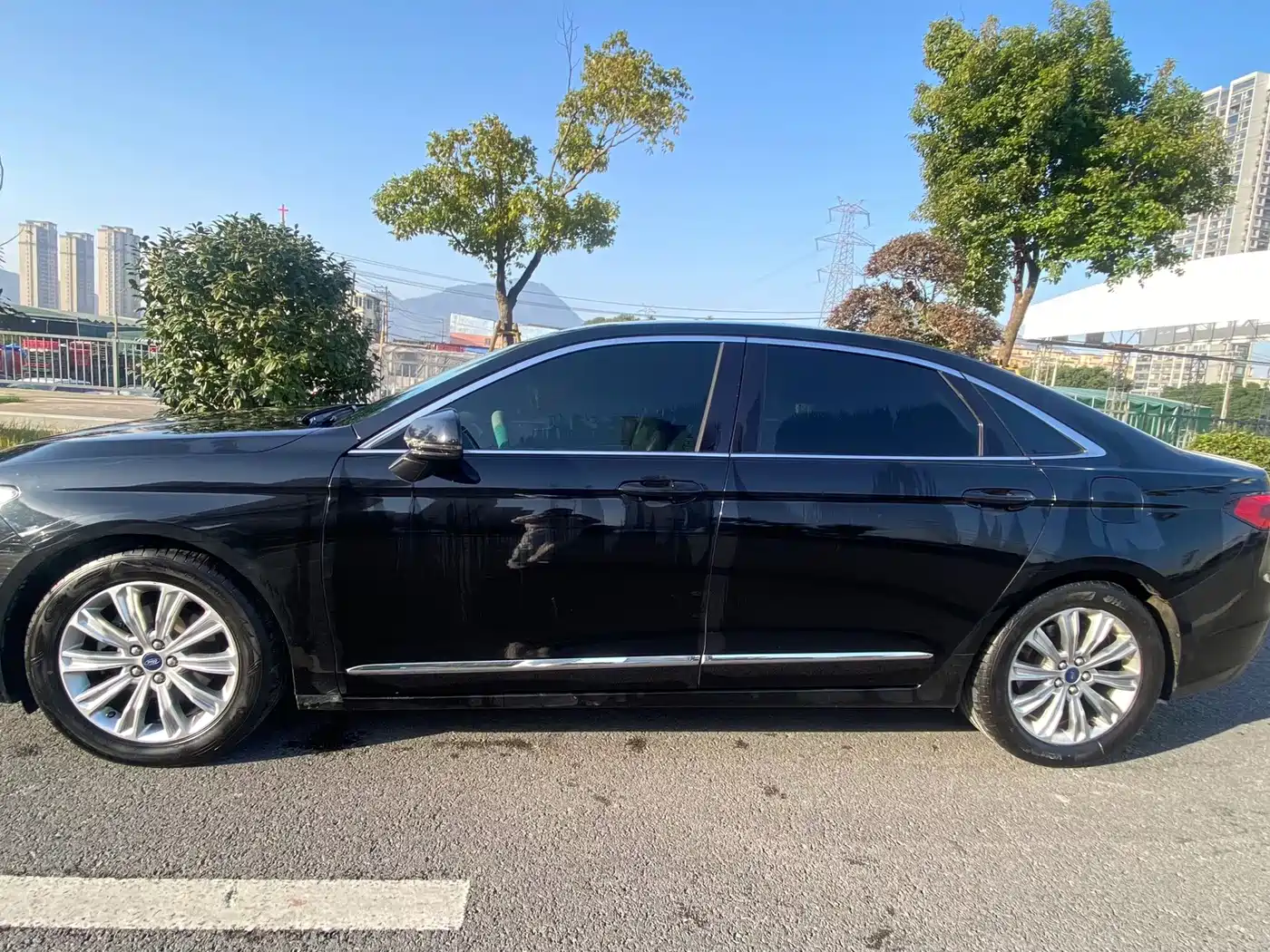 Ford Taurus 2021 2019 EcoBoost 245 Premium Edition