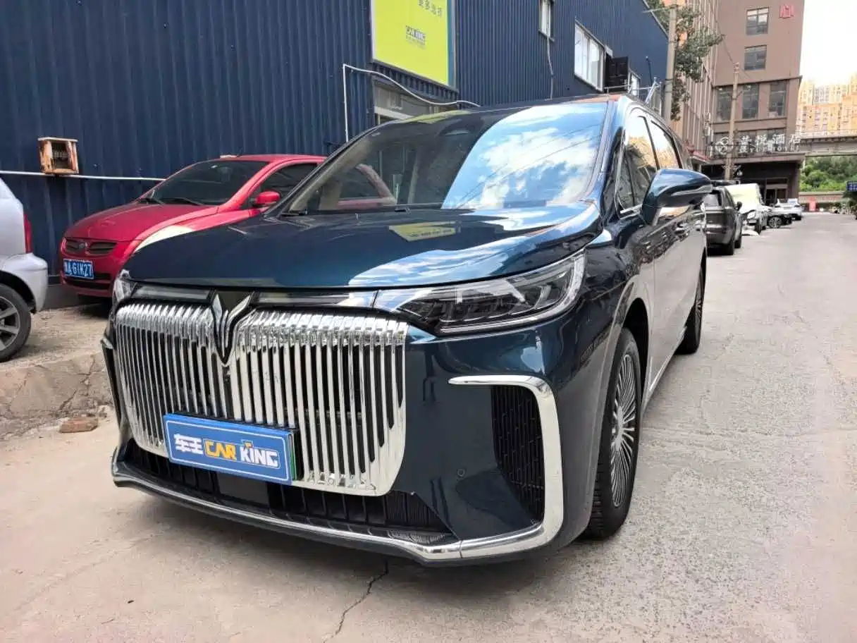 Similar car