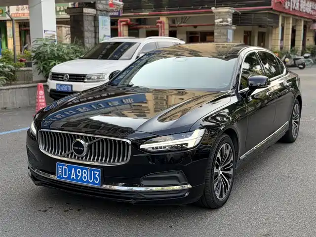 Volvo S90 2023 B5 Intelligent Comfort Luxury Edition
