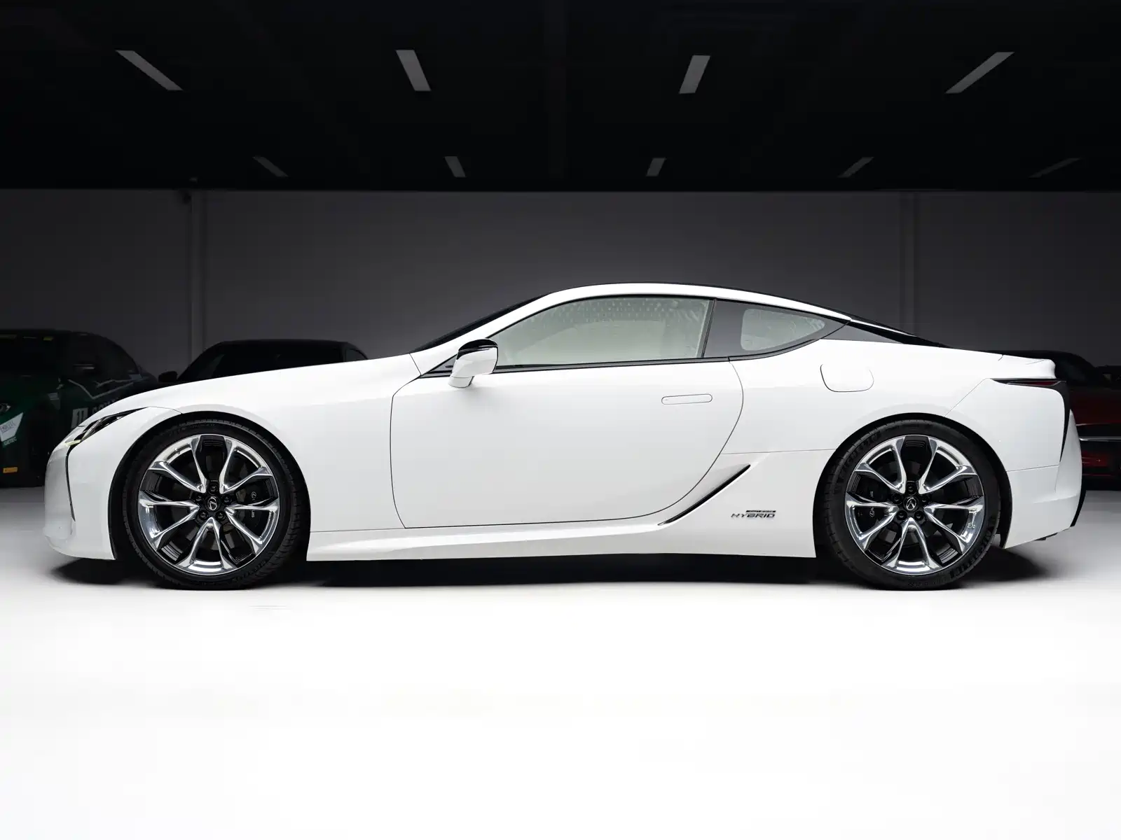 Фото 5 - Lexus LC