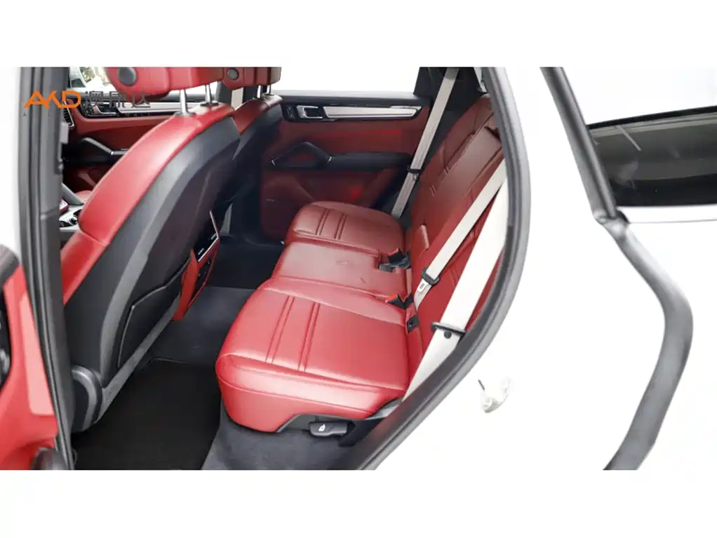 Porsche Cayenne 2022 Cayenne S 2.9T Platinum Edition фото 7