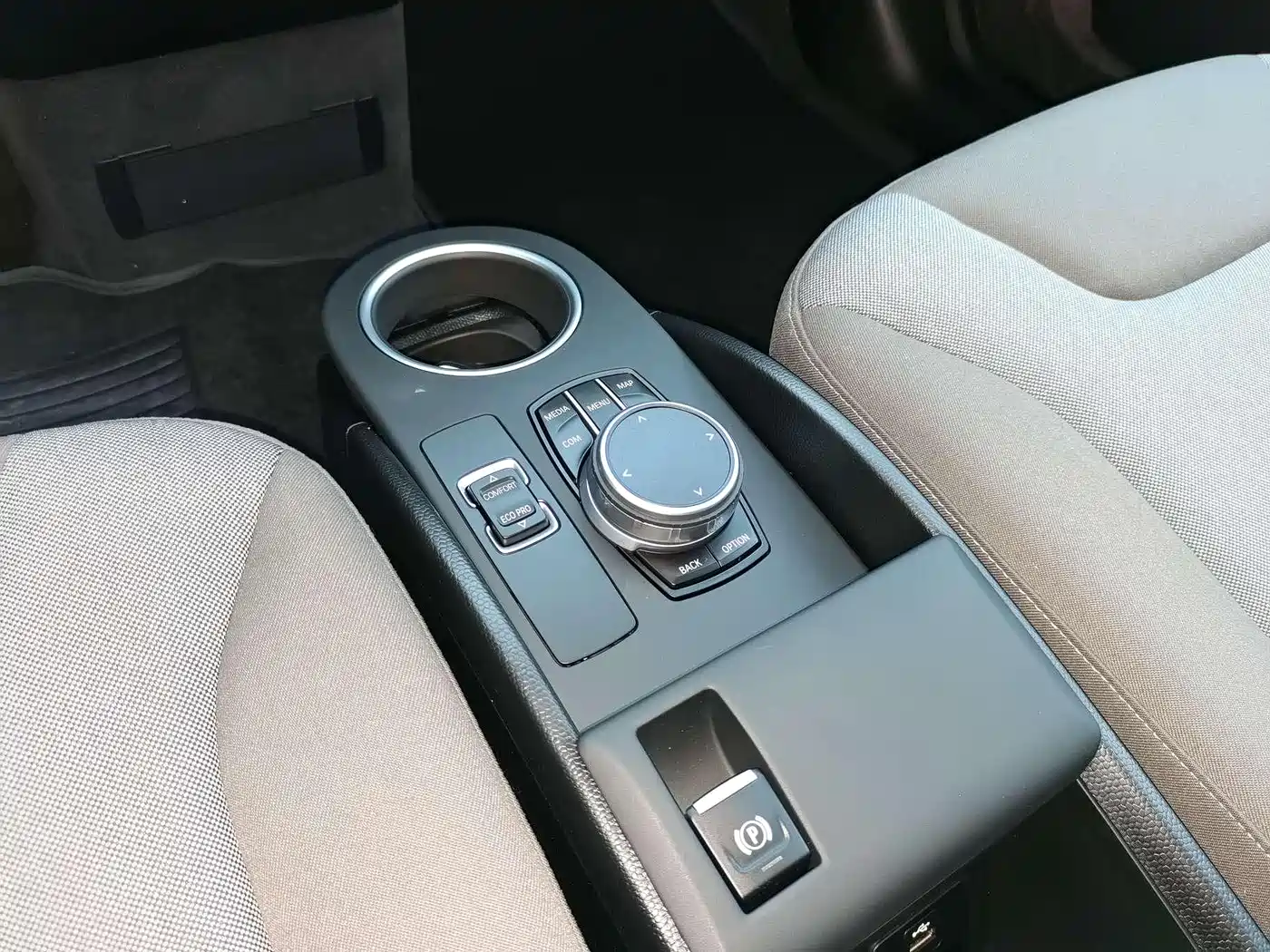 BMW i3 (Import) 2019 Quick Charge Version фото 16