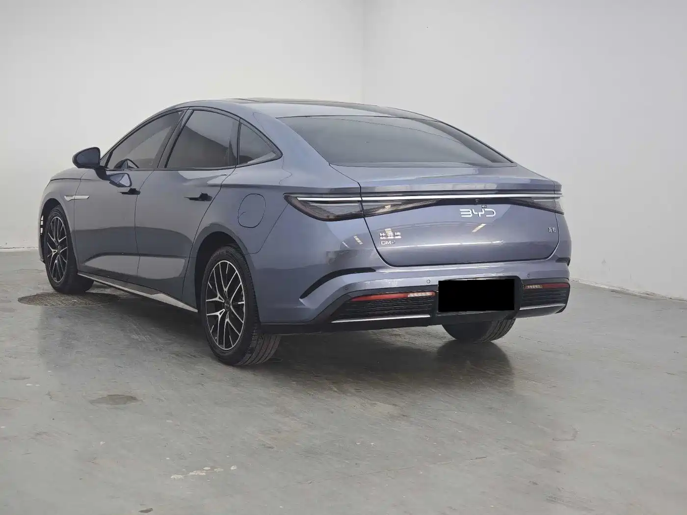 BYD Seal 2024 2023 DM-i 1.5L 121km Premium