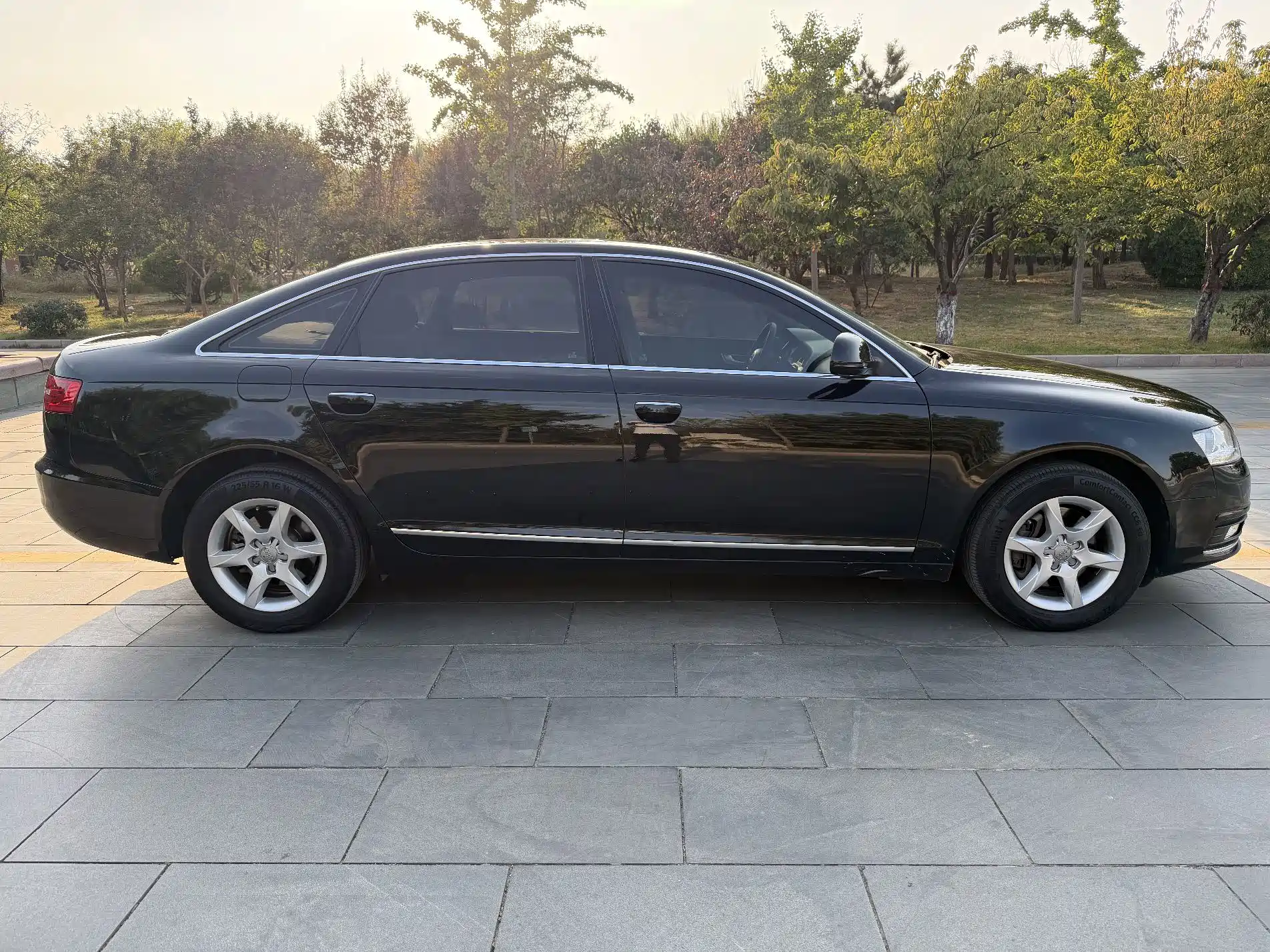 Photo 7 - Audi A6L