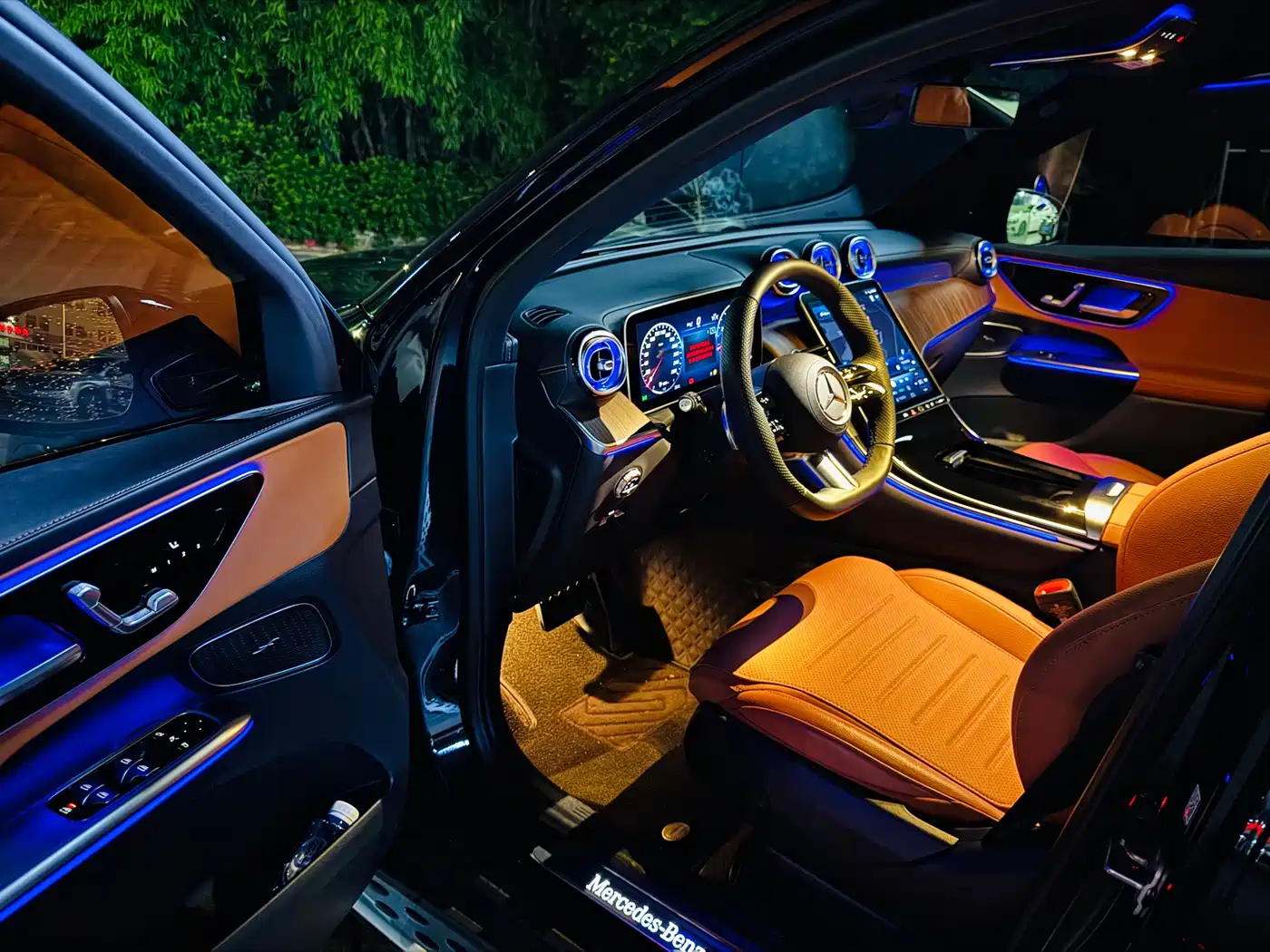 Mercedes-Benz GLC 2024 GLC 300 L 4MATIC Dynamic 5-seater фото 7