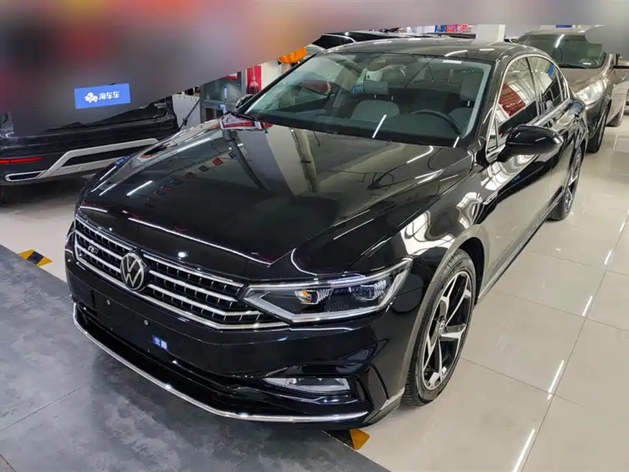 Volkswagen Magotan 2023 Model 2 Million Commemorative Edition 330TSI DSG Luxury