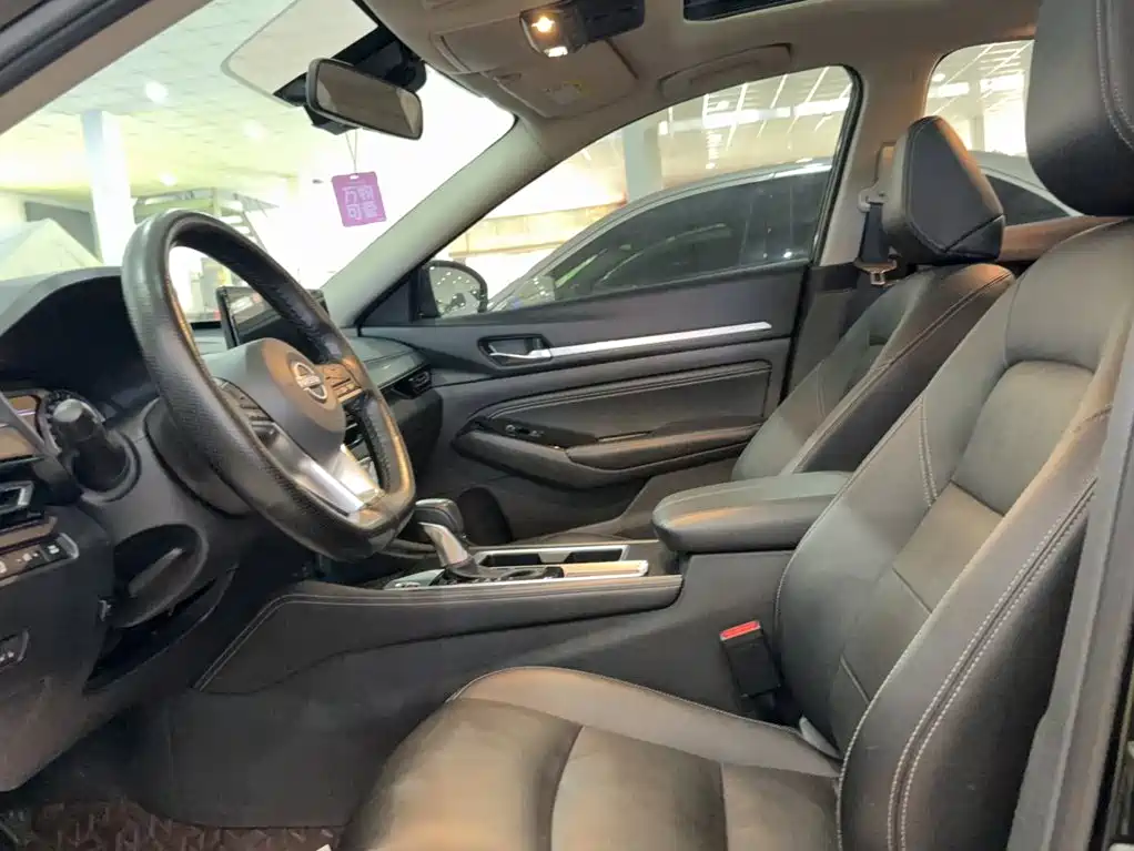 Photo 16 - Nissan Teana