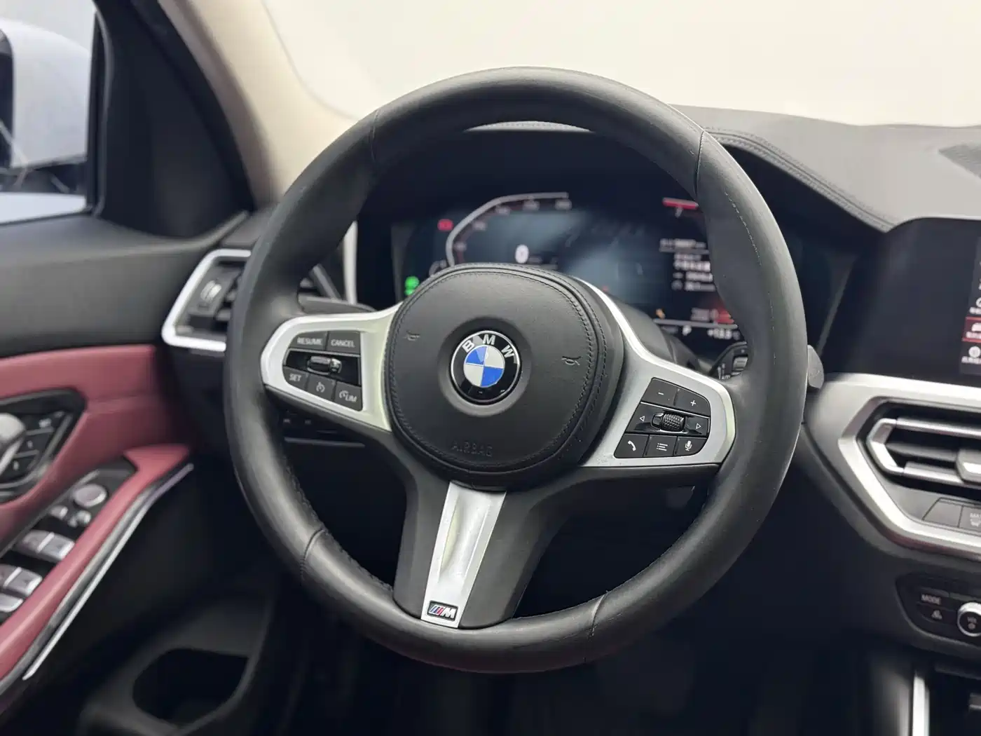 BMW 3 Series 2022 325i M Sport Package фото 14