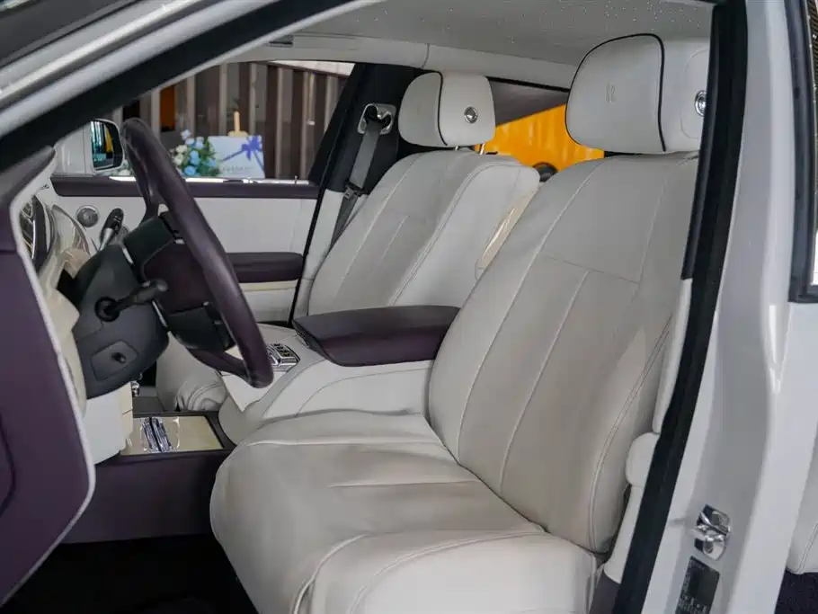 Фото 20 - Rolls-Royce Phantom