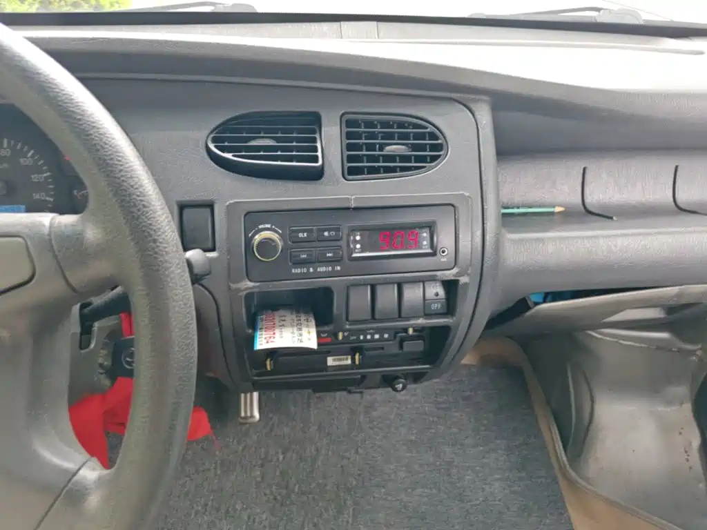 Dongfeng Xiaokang K17 2015 2009 1.0L Base Model AF10-06