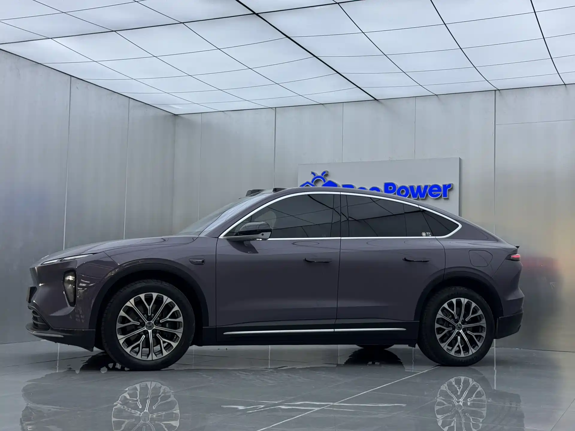 Фото 6 - NIO EC6