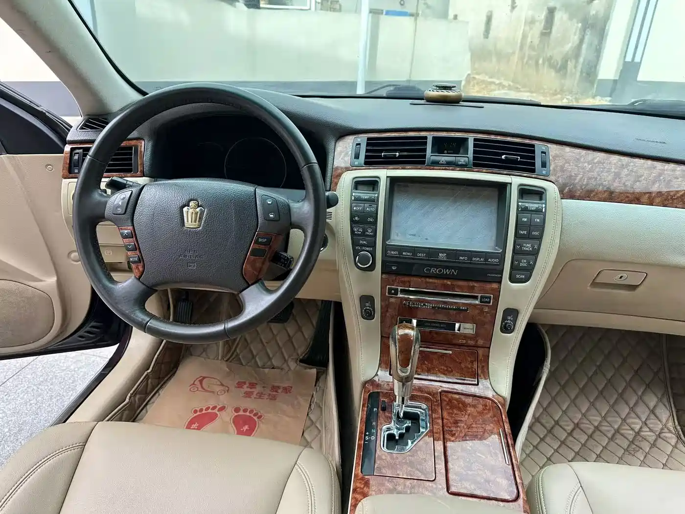 Toyota Crown 2005 2005 Model 3.0L Royal Saloon G VIP