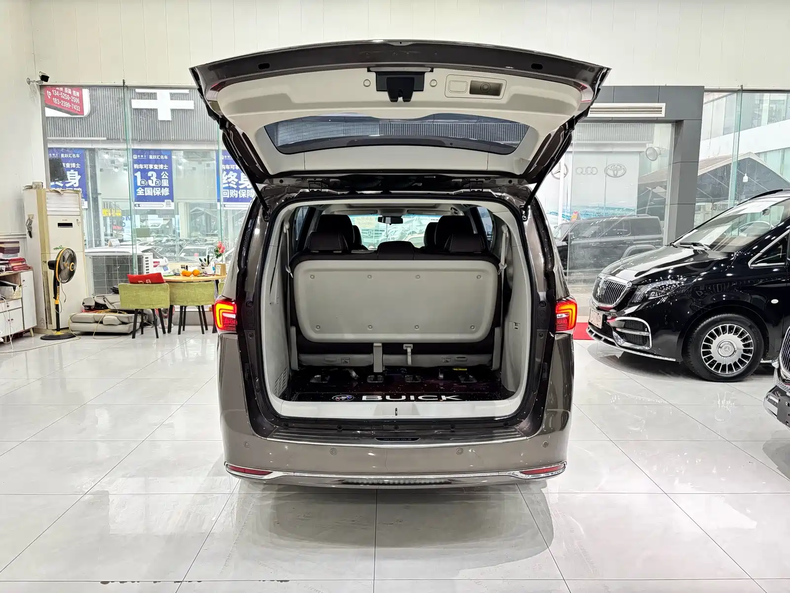 Фото 19 - Buick GL8